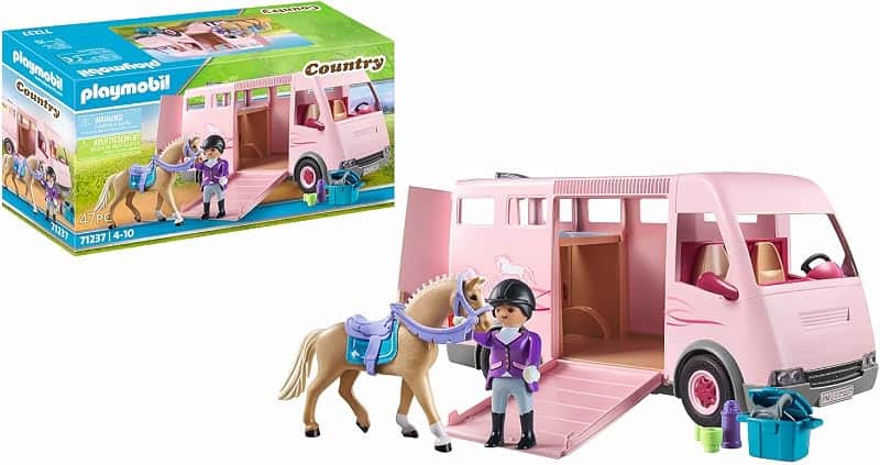 Horse Transporter with Trainer