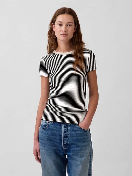 GAP Modern Crewneck T-Shirt