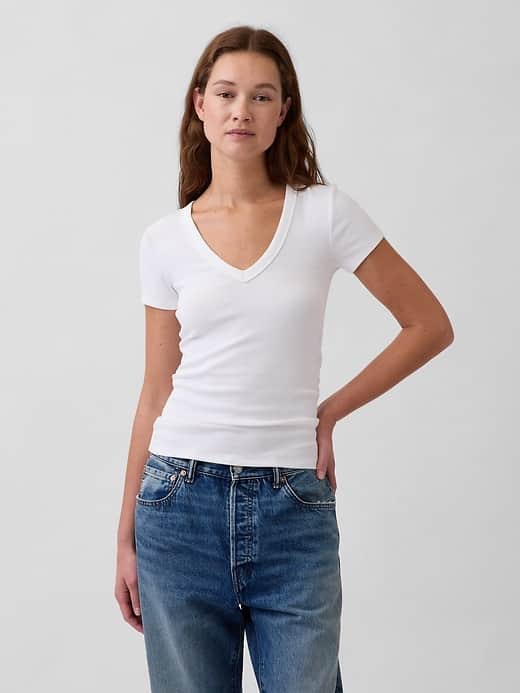 GAP Modern V-Neck T-Shirt