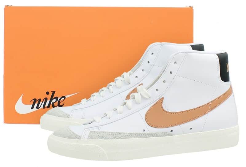 Blazer Mid '77 Shoes, Men's Athletic, Vintage Retro Mid Top Sneakers BQ6806
