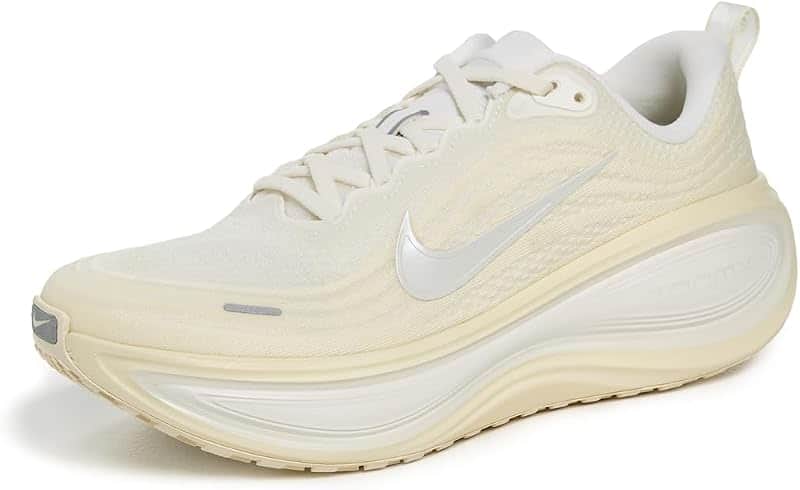 Women's Vomero Plus Sneakers