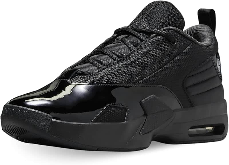 Jordan Max Aura 6 Men's Shoes (FQ8298-101, White/Black/Metallic Gold)